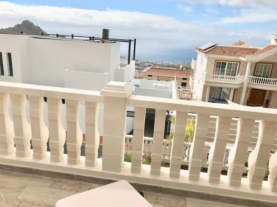 Villa Vista Bella Costa Adeje In Ruhiger Villengegend Mit Meerblick Экстерьер фото