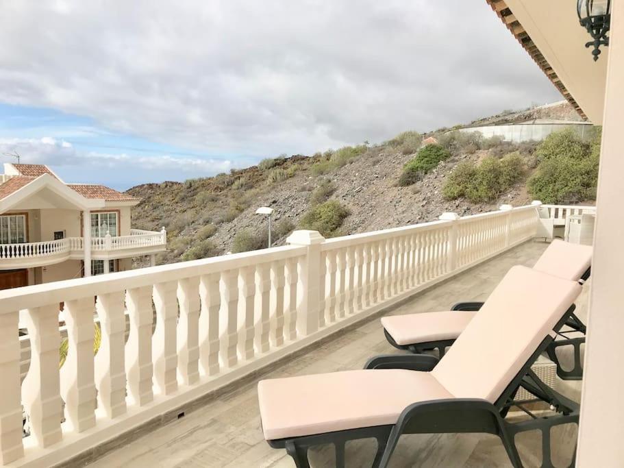 Villa Vista Bella Costa Adeje In Ruhiger Villengegend Mit Meerblick Экстерьер фото