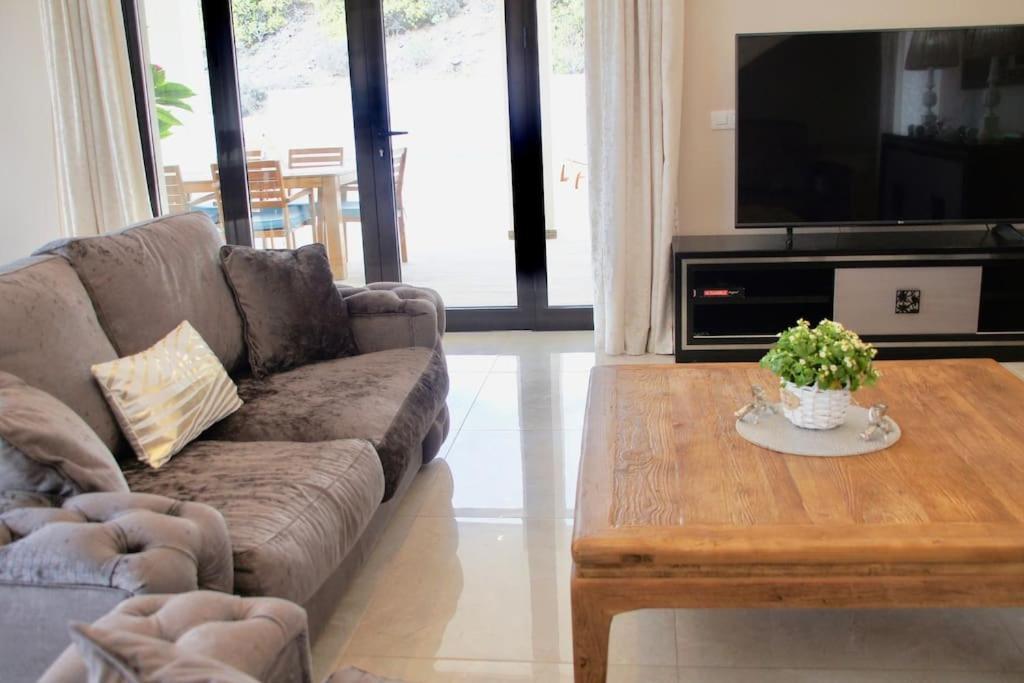 Villa Vista Bella Costa Adeje In Ruhiger Villengegend Mit Meerblick Экстерьер фото