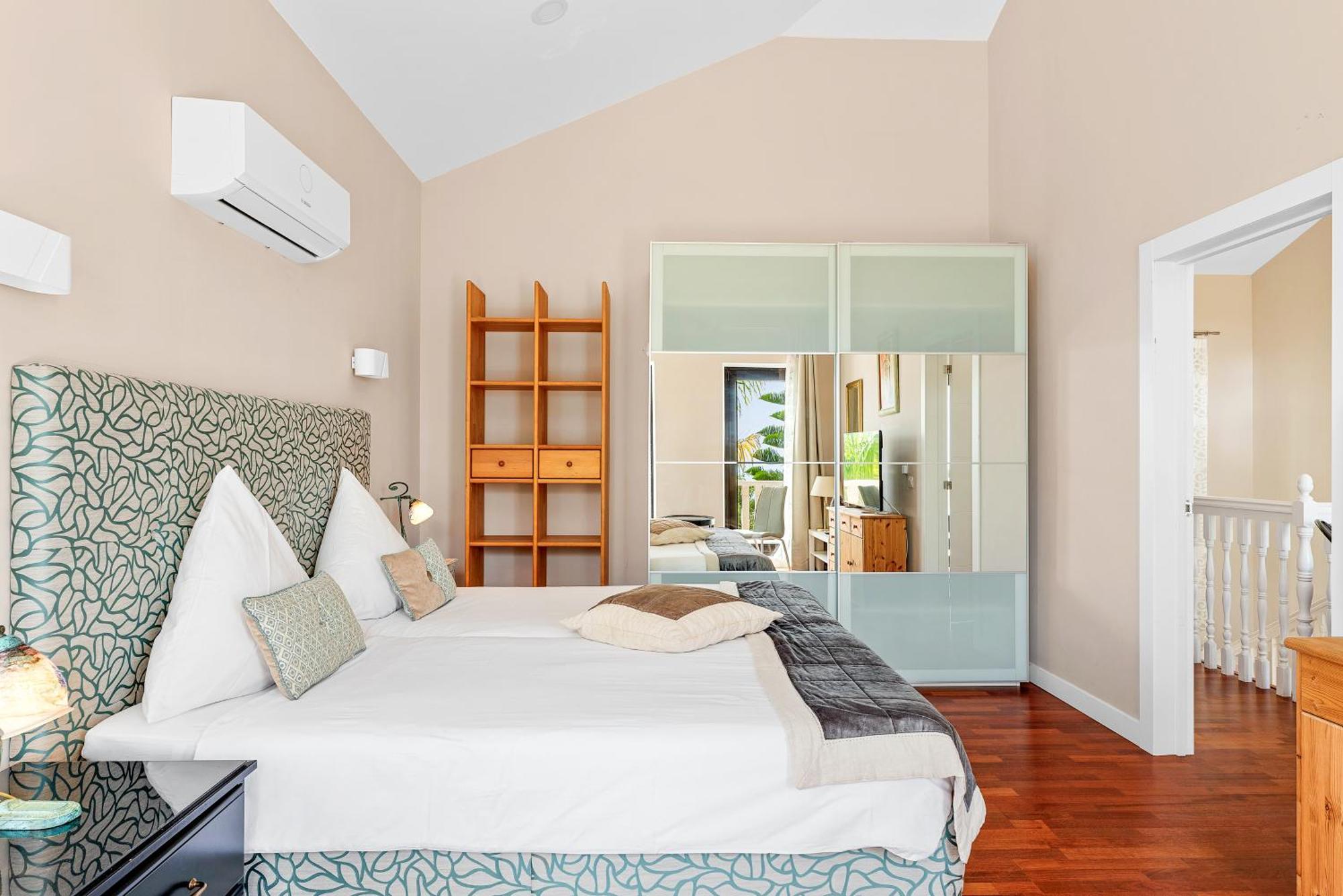 Villa Vista Bella Costa Adeje In Ruhiger Villengegend Mit Meerblick Экстерьер фото