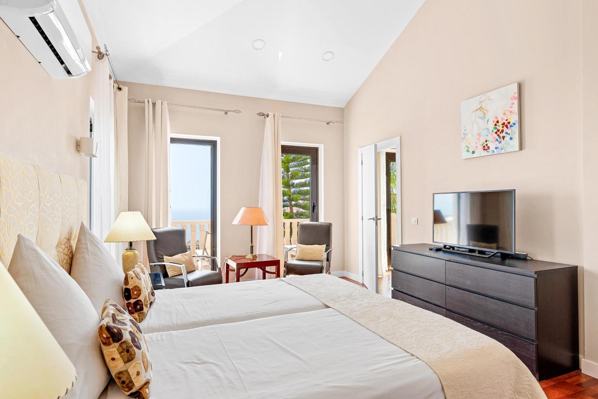 Villa Vista Bella Costa Adeje In Ruhiger Villengegend Mit Meerblick Экстерьер фото
